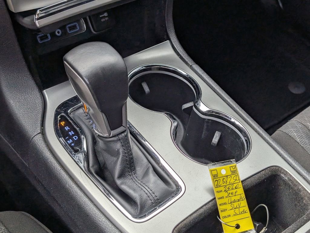 2020 Jeep Grand Cherokee Laredo E