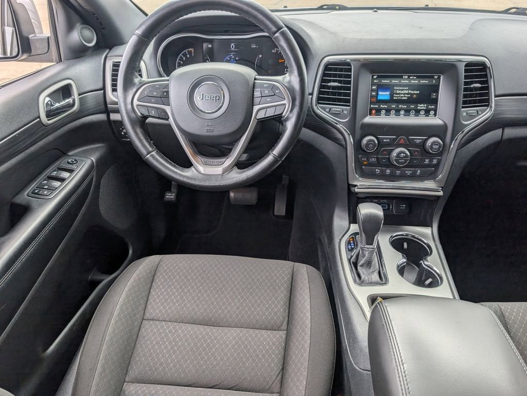 2020 Jeep Grand Cherokee Laredo E