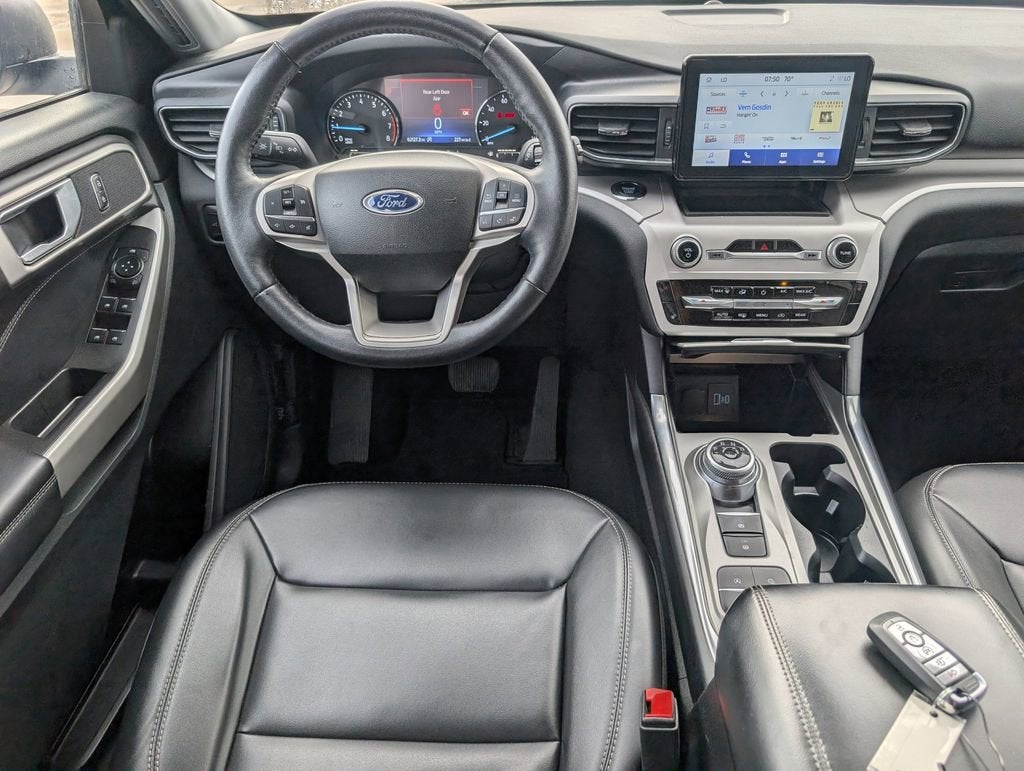 2024 Ford Explorer XLT