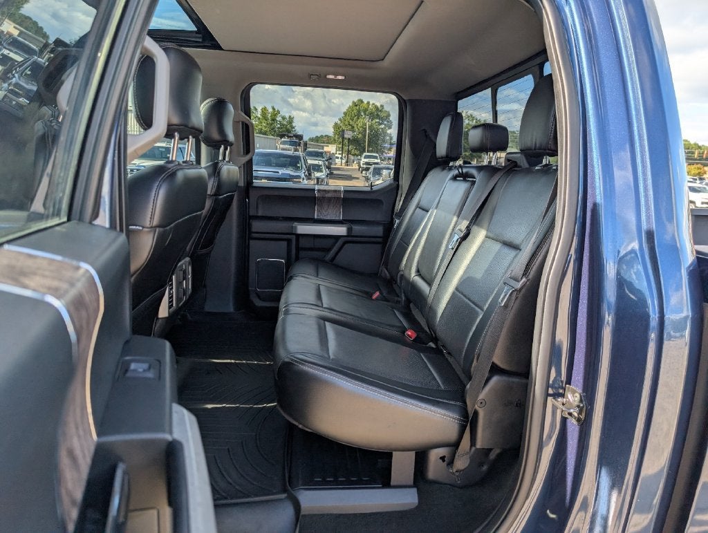 2017 Ford Super Duty F-350 DRW Lariat