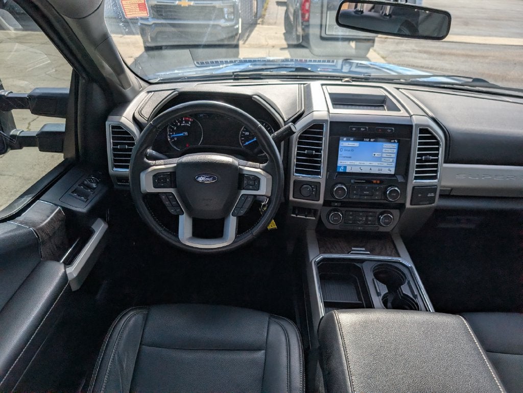 2017 Ford Super Duty F-350 DRW Lariat