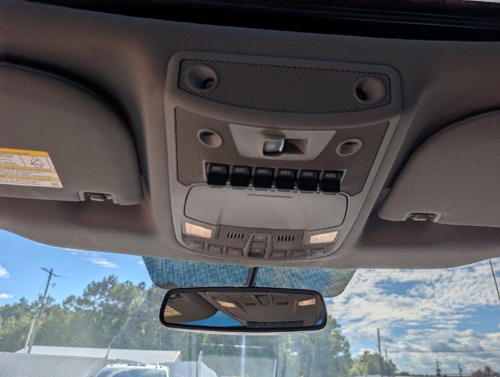 2017 Ford Super Duty F-350 DRW Lariat