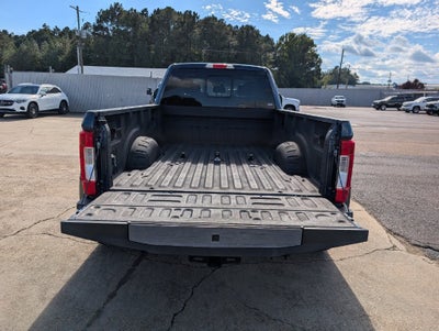 2017 Ford Super Duty F-350 DRW Lariat