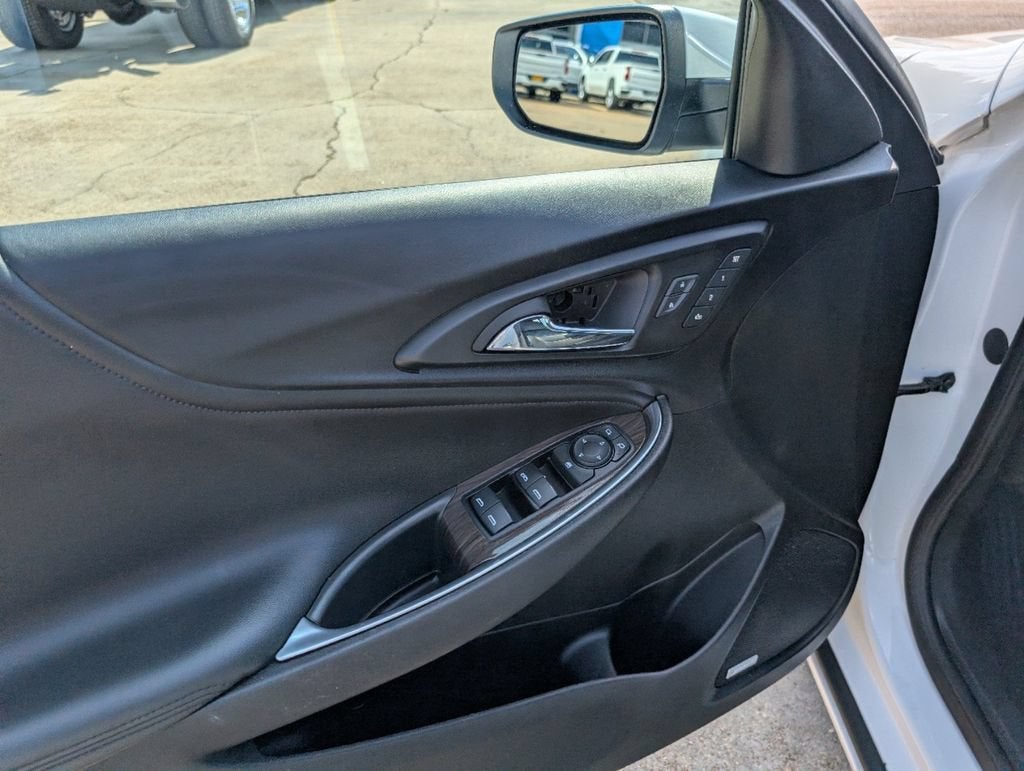 2024 Chevrolet Malibu 2LT