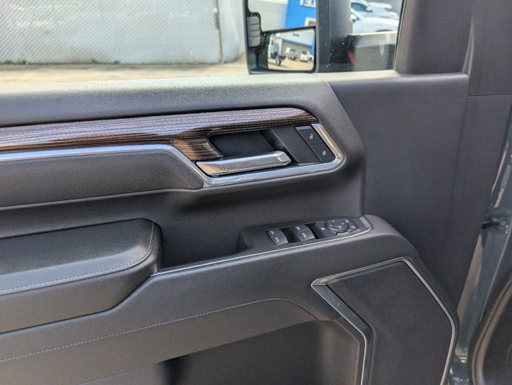 2025 Chevrolet Silverado 3500 HD LT DRW