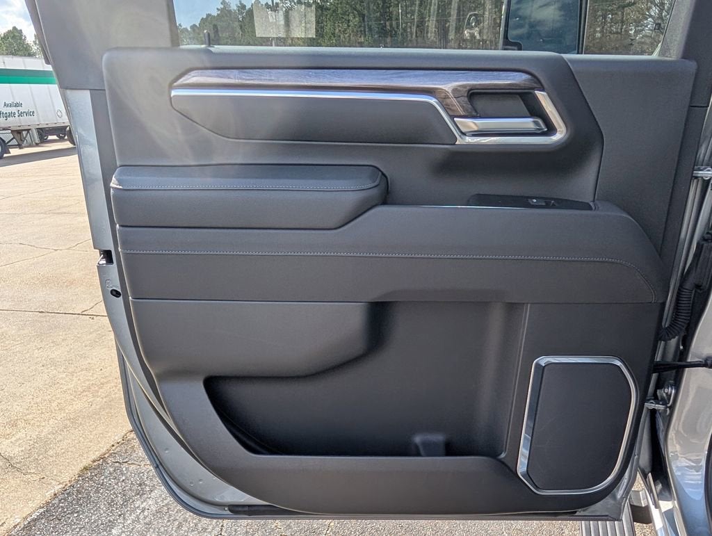 2025 Chevrolet Silverado 3500 HD LTZ DRW