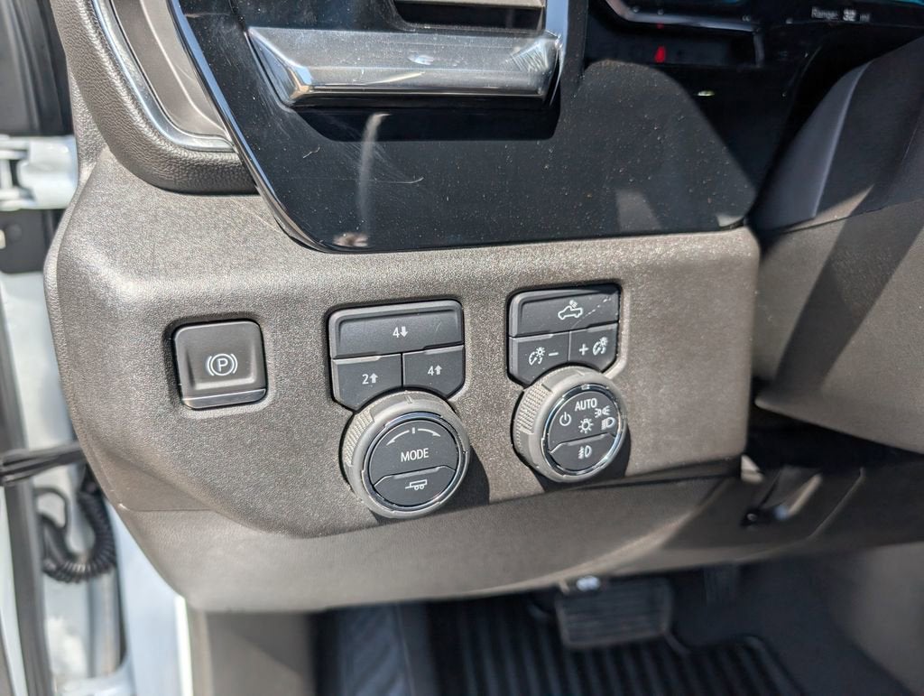 2024 Chevrolet Silverado 3500 HD LT DRW