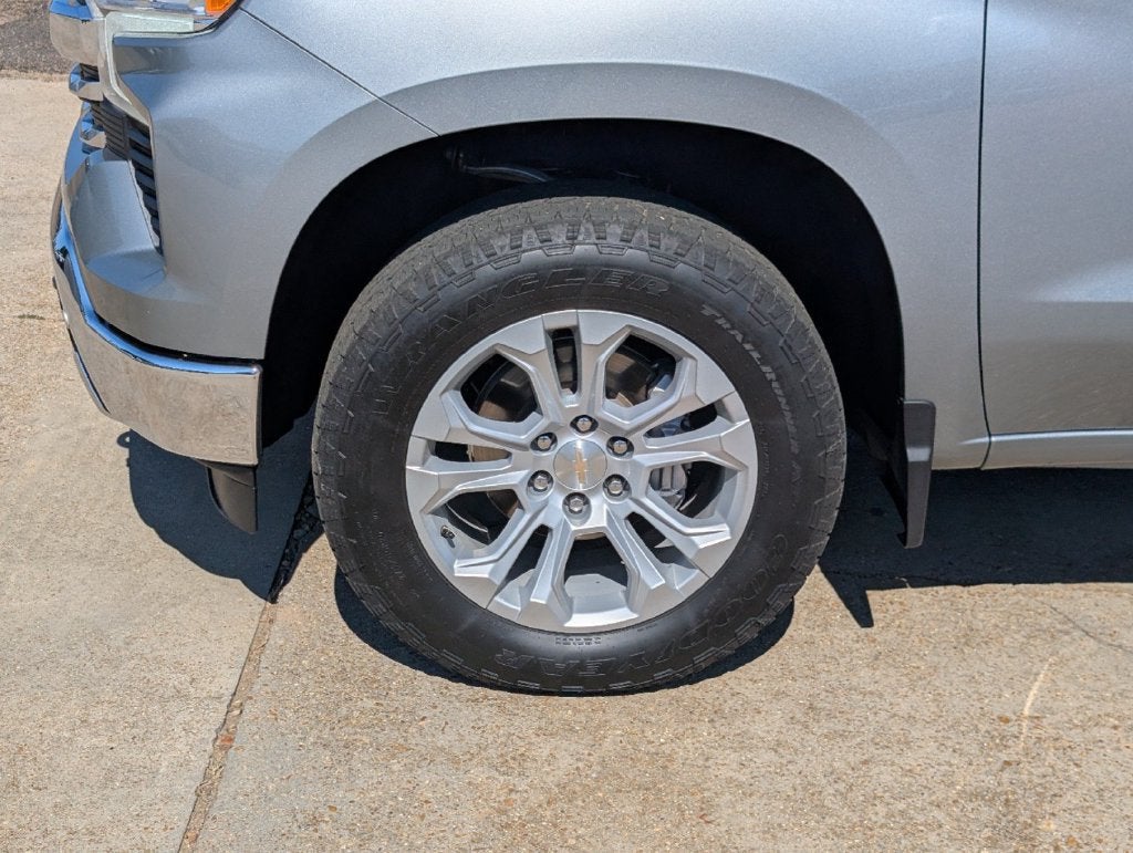 2025 Chevrolet Silverado 1500 LTZ