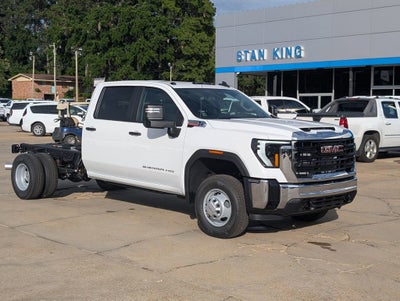 2026 GMC Sierra 3500 HD Chassis Cab Pro