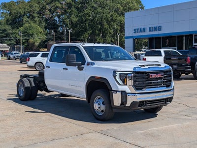 2026 GMC Sierra 3500 HD Chassis Cab Pro