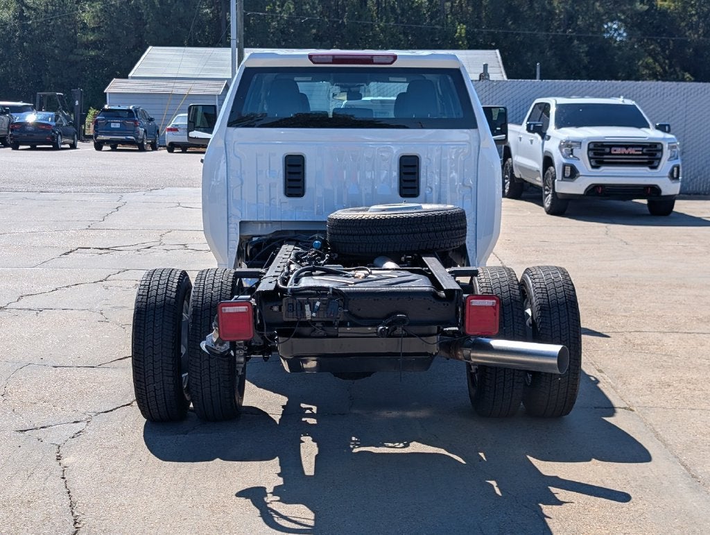 2026 GMC Sierra 3500 HD Chassis Cab Pro