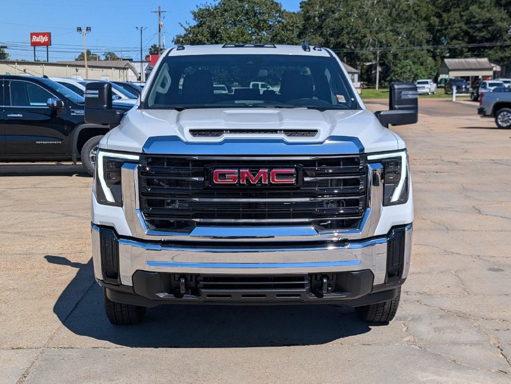 2026 GMC Sierra 3500 HD Chassis Cab Pro