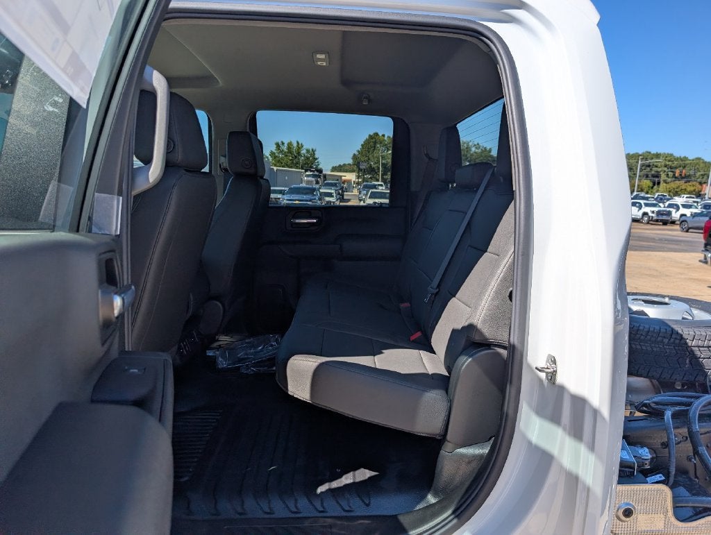 2026 GMC Sierra 3500 HD Chassis Cab Pro