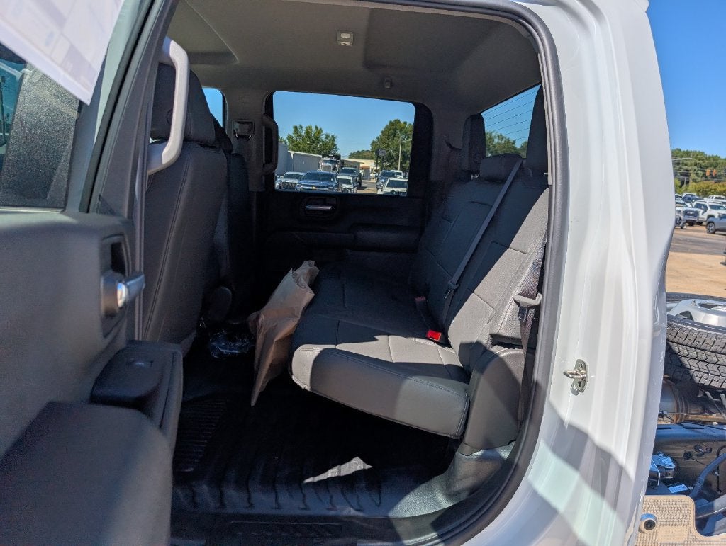 2026 GMC Sierra 3500 HD Chassis Cab Pro