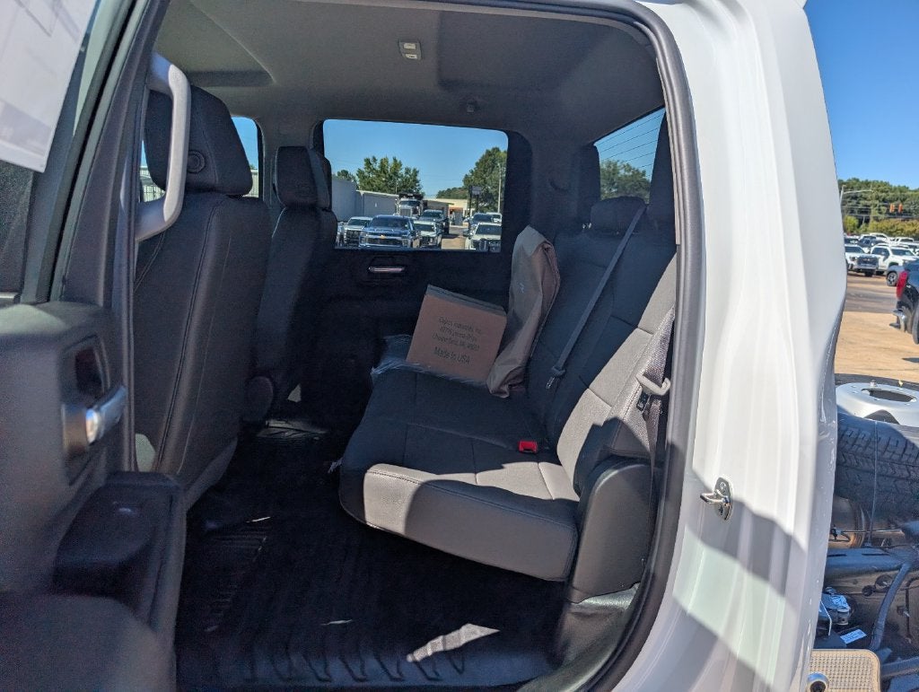 2026 GMC Sierra 3500 HD Chassis Cab Pro