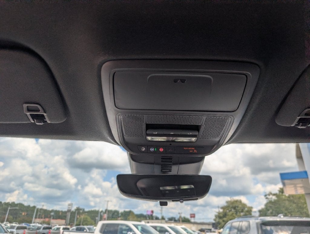 2026 GMC Acadia Elevation - Photo 13