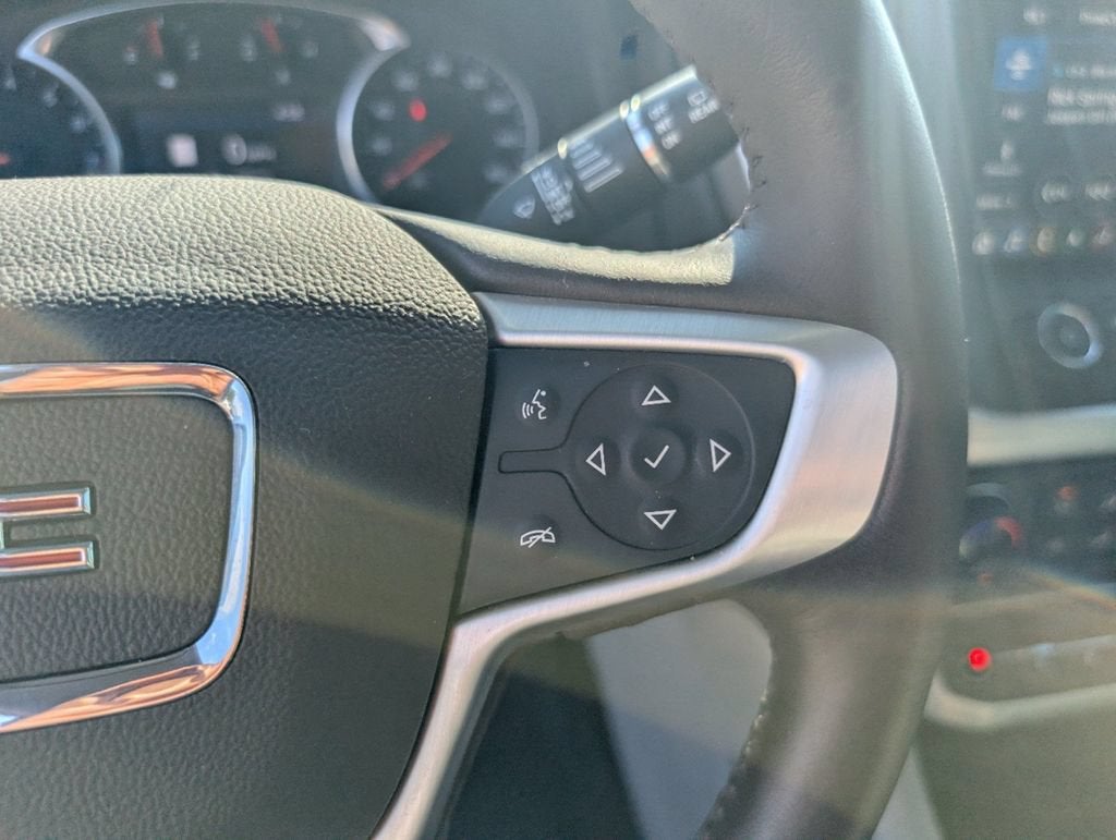 2022 GMC Acadia SLT