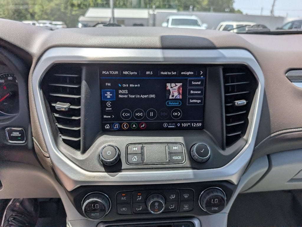 2023 GMC Acadia SLT
