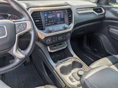 2022 GMC Acadia Denali