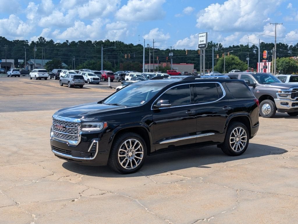 2022 GMC Acadia Denali
