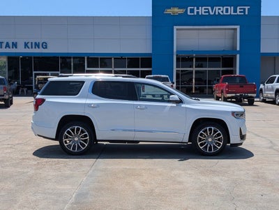 2023 GMC Acadia Denali