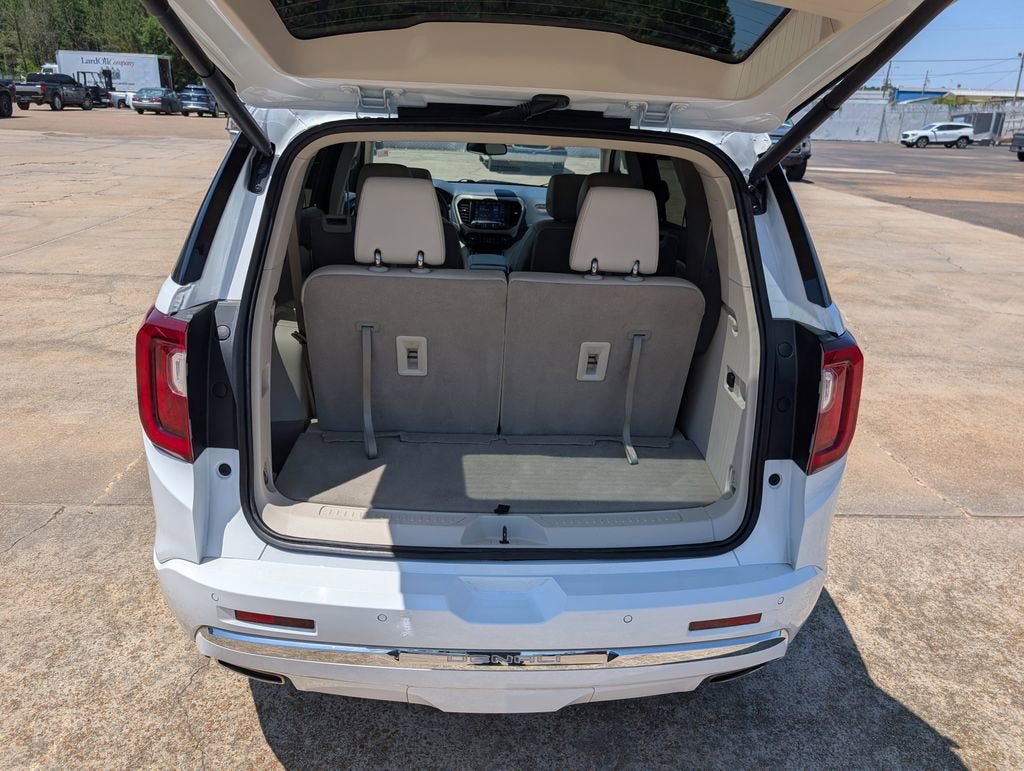 2023 GMC Acadia Denali