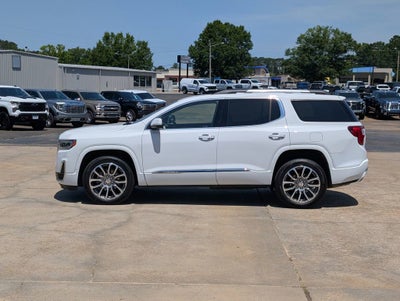 2023 GMC Acadia Denali