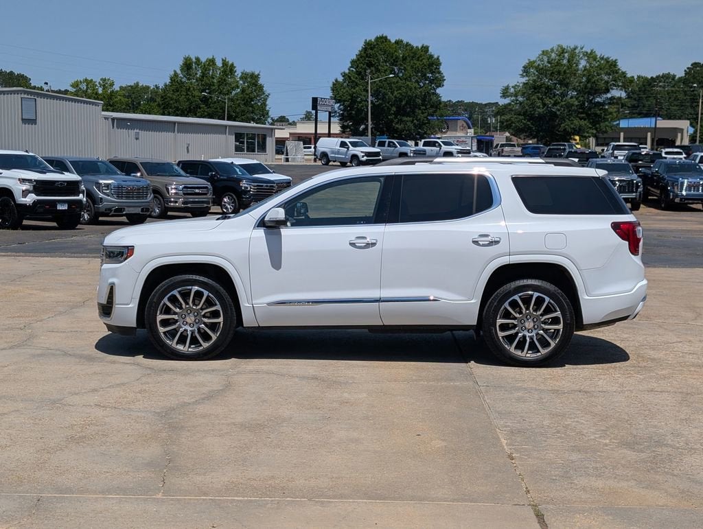 2023 GMC Acadia Denali