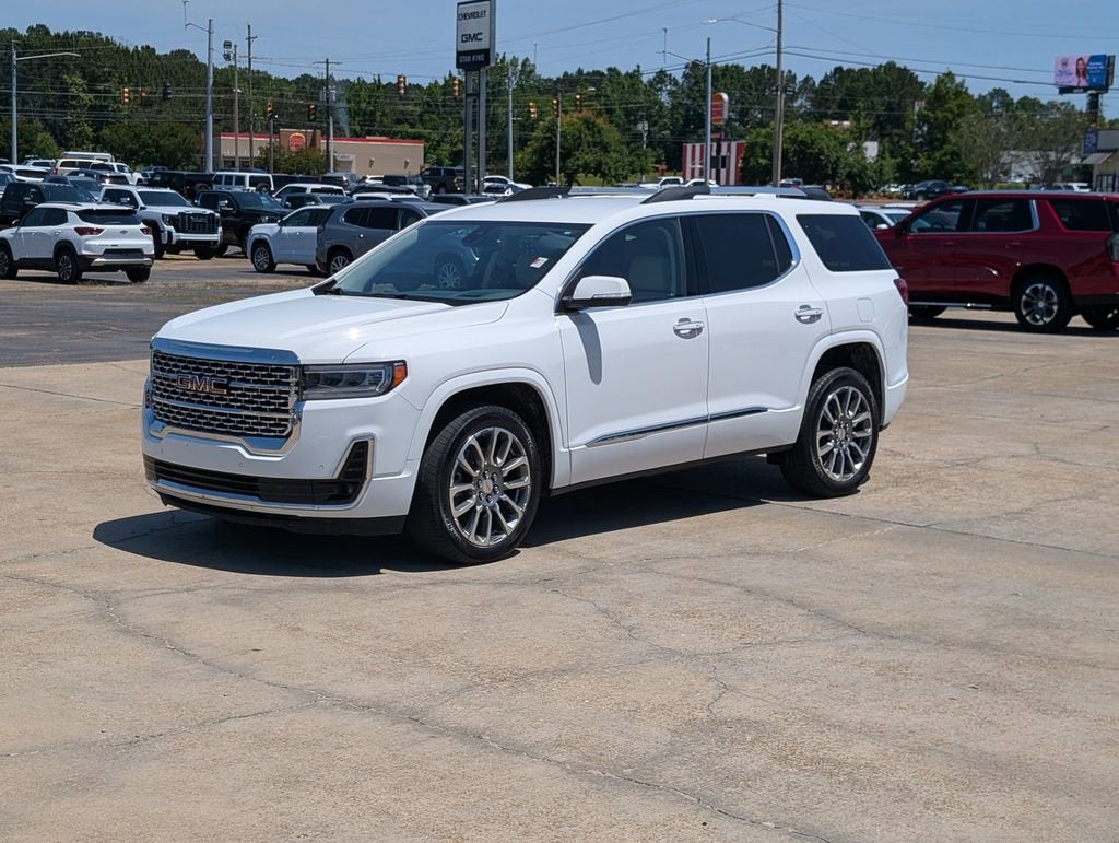 2023 GMC Acadia Denali