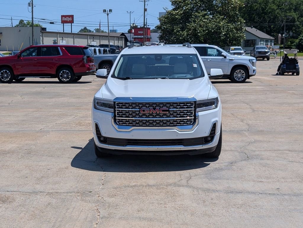 2023 GMC Acadia Denali