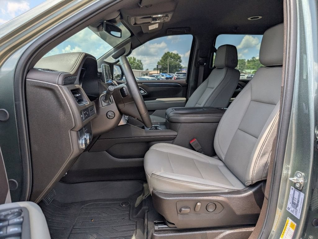 2024 GMC Yukon XL SLT