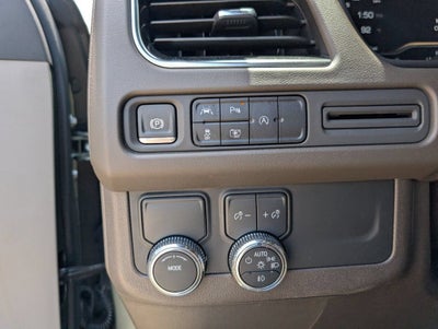 2024 GMC Yukon XL SLT