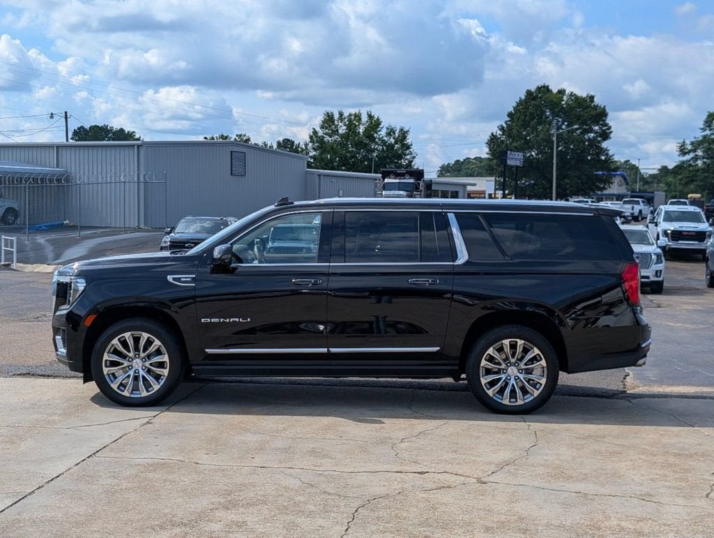 2024 GMC Yukon XL Denali
