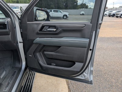2025 GMC Yukon AT4
