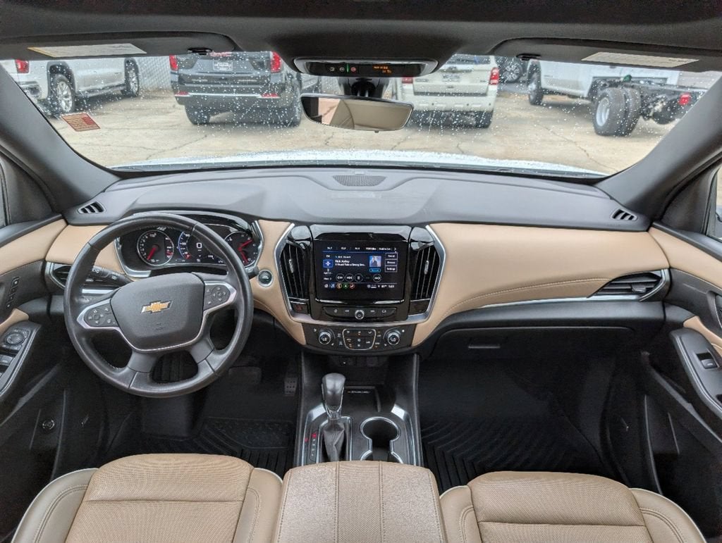 2022 Chevrolet Traverse Premier