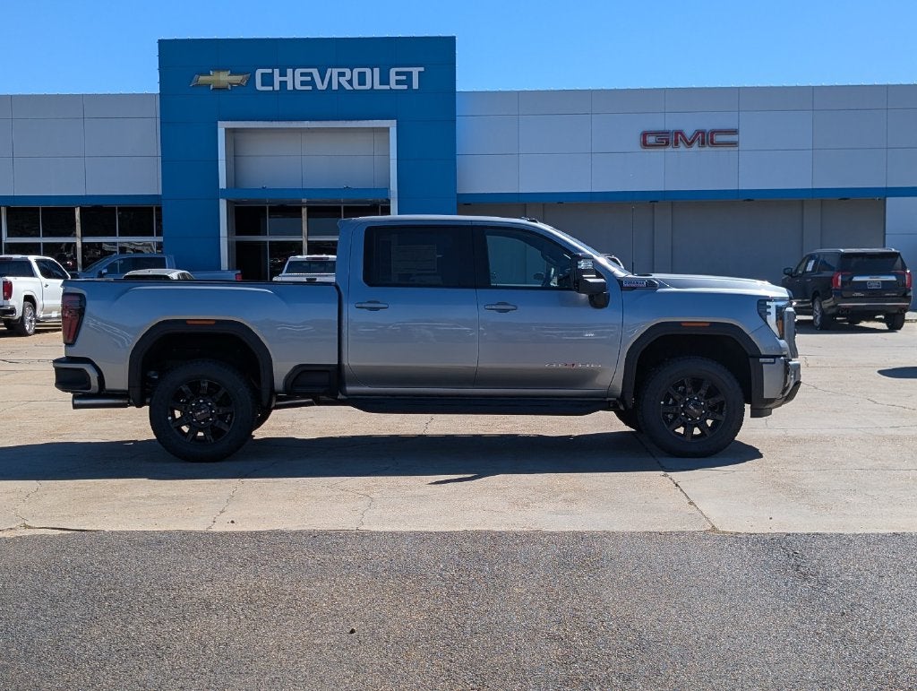 2026 GMC Sierra 2500HD AT4 - Photo 2