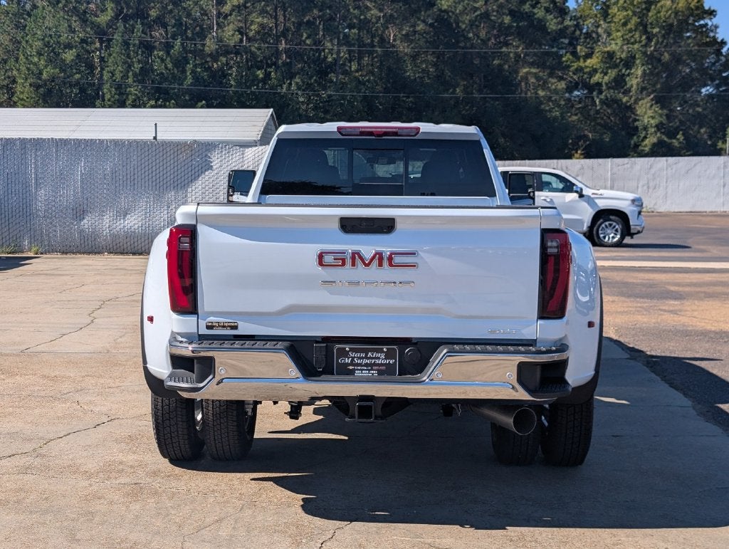 2026 GMC Sierra 3500 HD SLT DRW