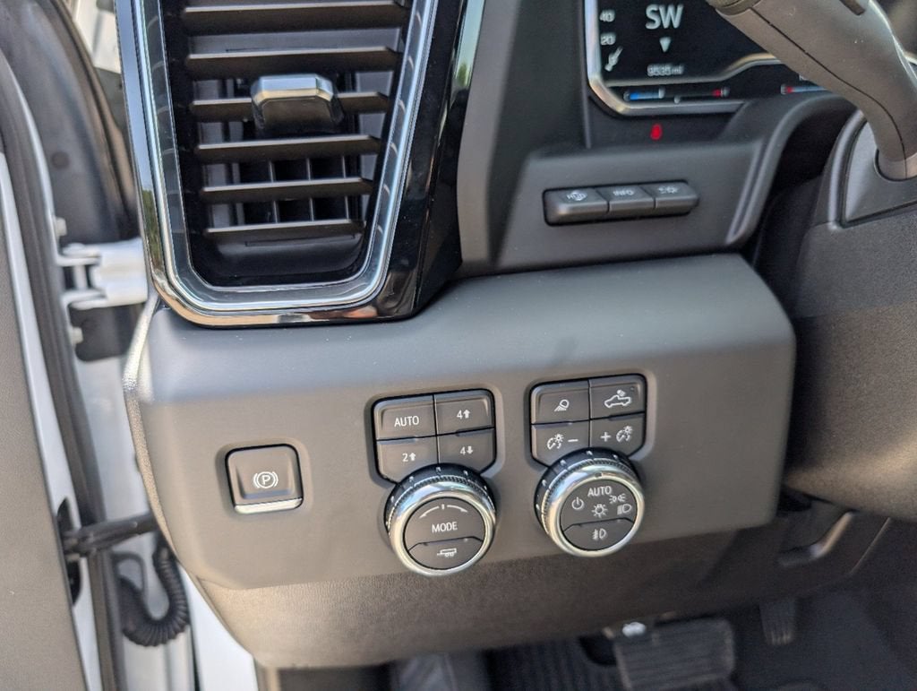 2025 GMC Sierra 3500 HD Denali Ultimate DRW