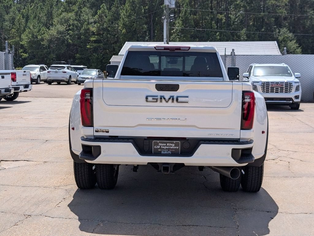 2025 GMC Sierra 3500 HD Denali Ultimate DRW