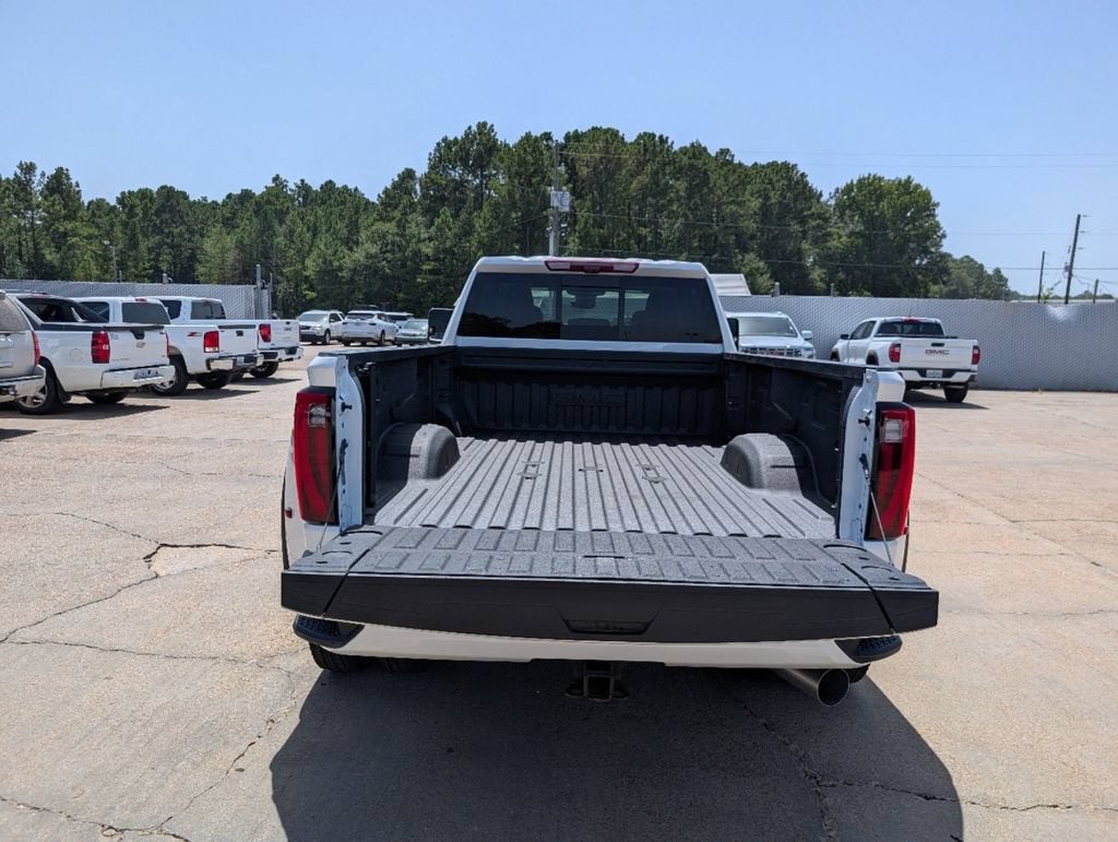 2025 GMC Sierra 3500 HD Denali Ultimate DRW