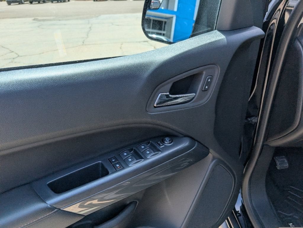 2022 GMC Canyon AT4 - Leather