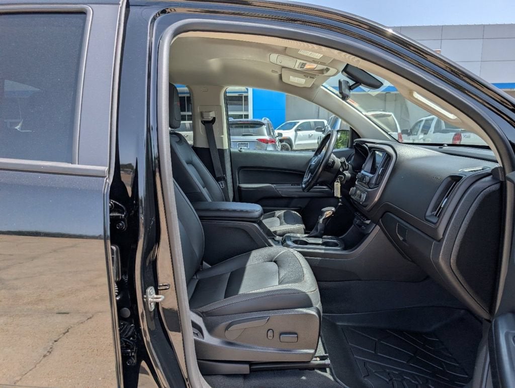 2022 GMC Canyon AT4 - Leather