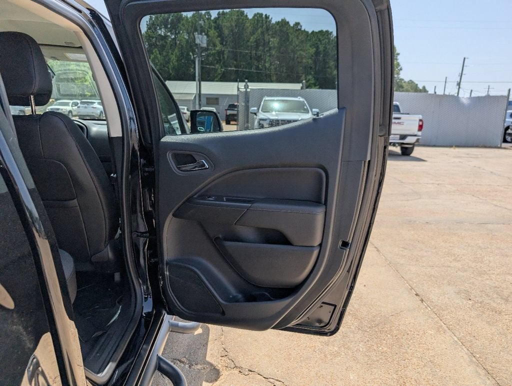 2022 GMC Canyon AT4 - Leather