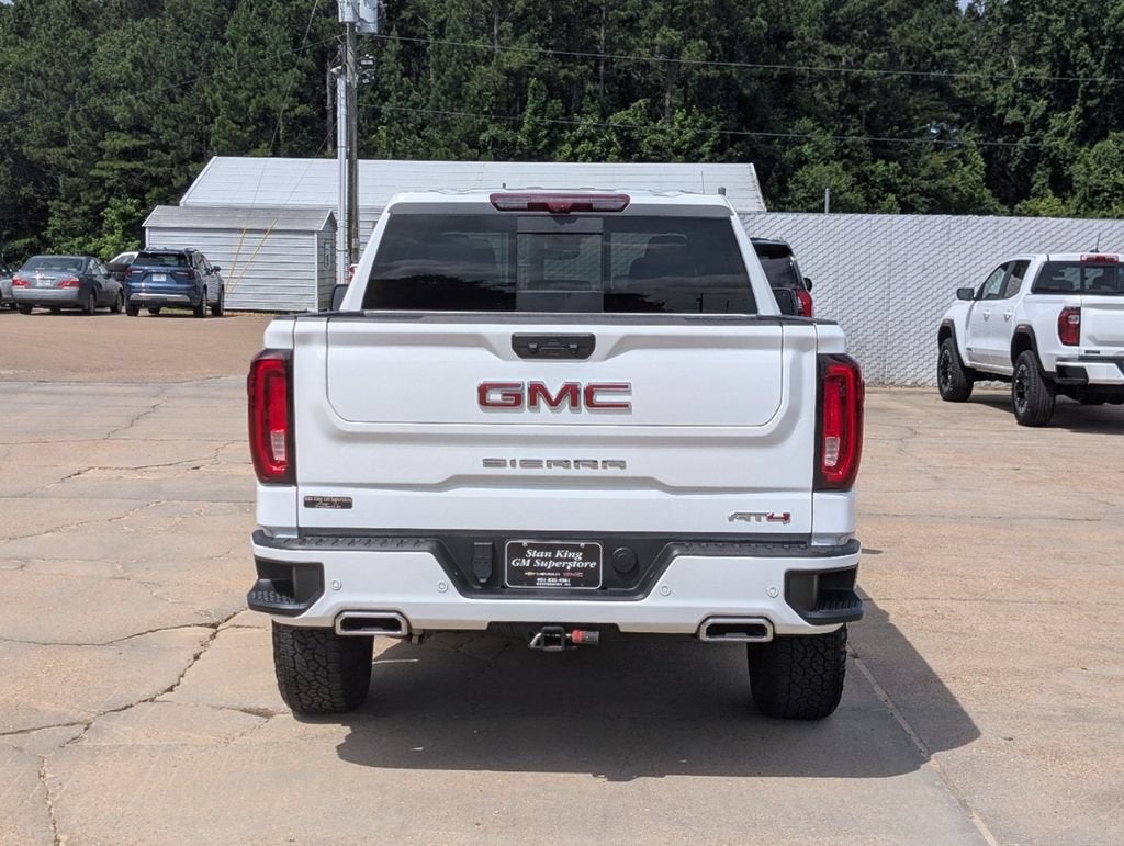 2025 GMC Sierra 1500 AT4