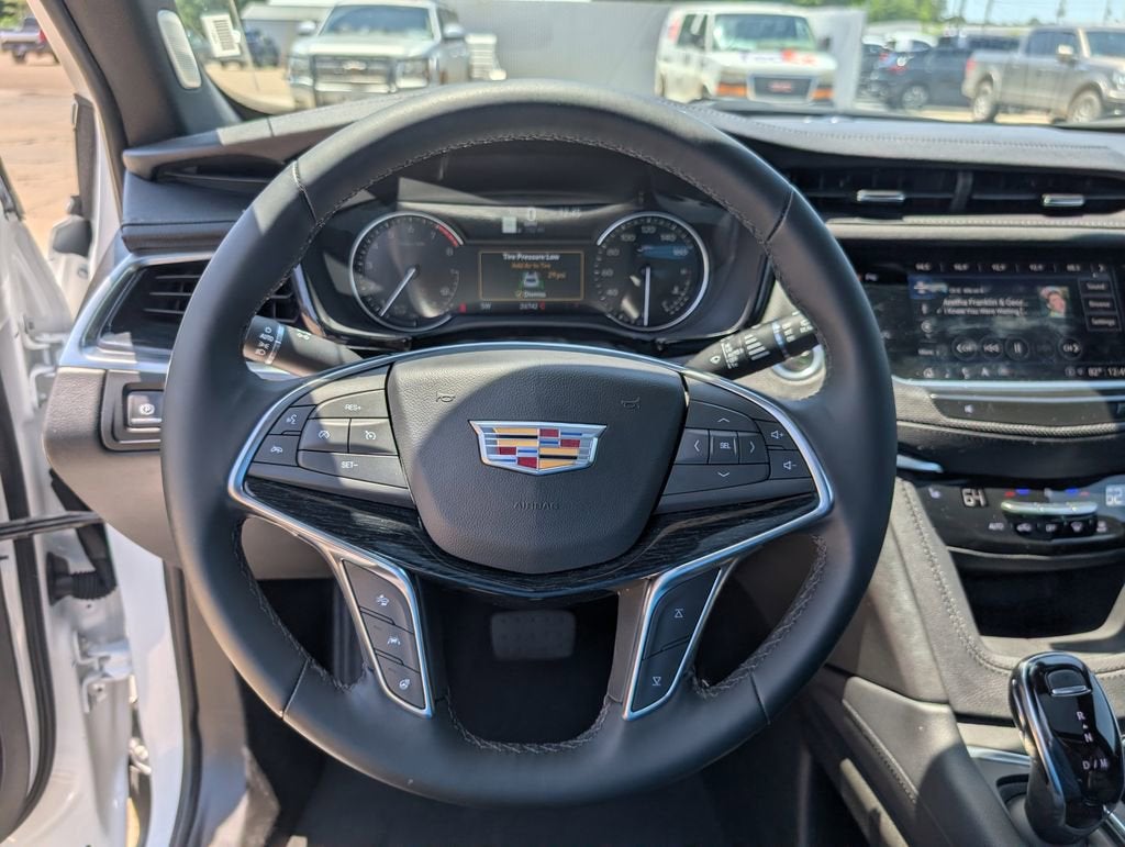 2025 Cadillac XT5 Premium Luxury