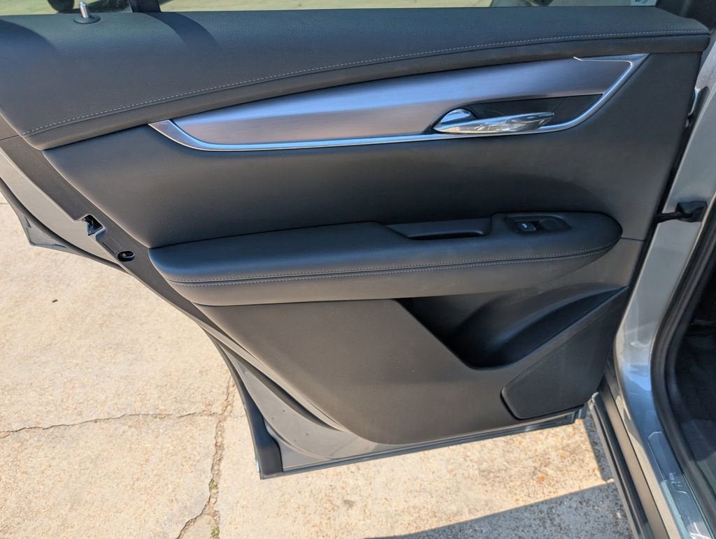 2023 Cadillac XT6 Luxury
