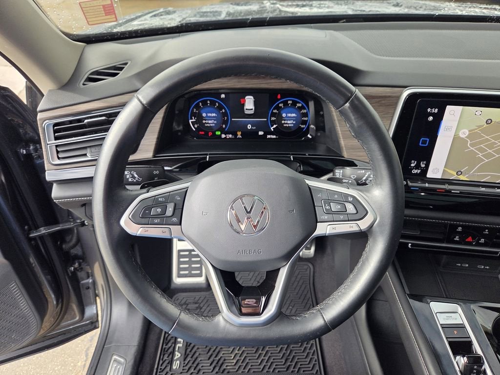 2024 Volkswagen Atlas 2.0T SEL Premium R-Line