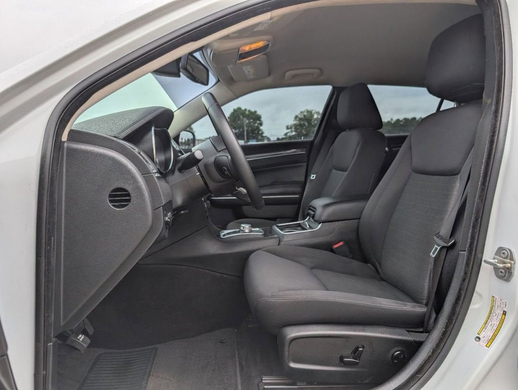 2018 Chrysler 300 Touring