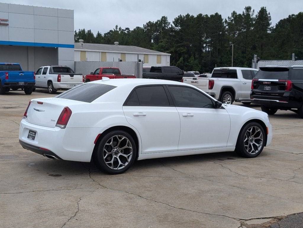 2018 Chrysler 300 Touring
