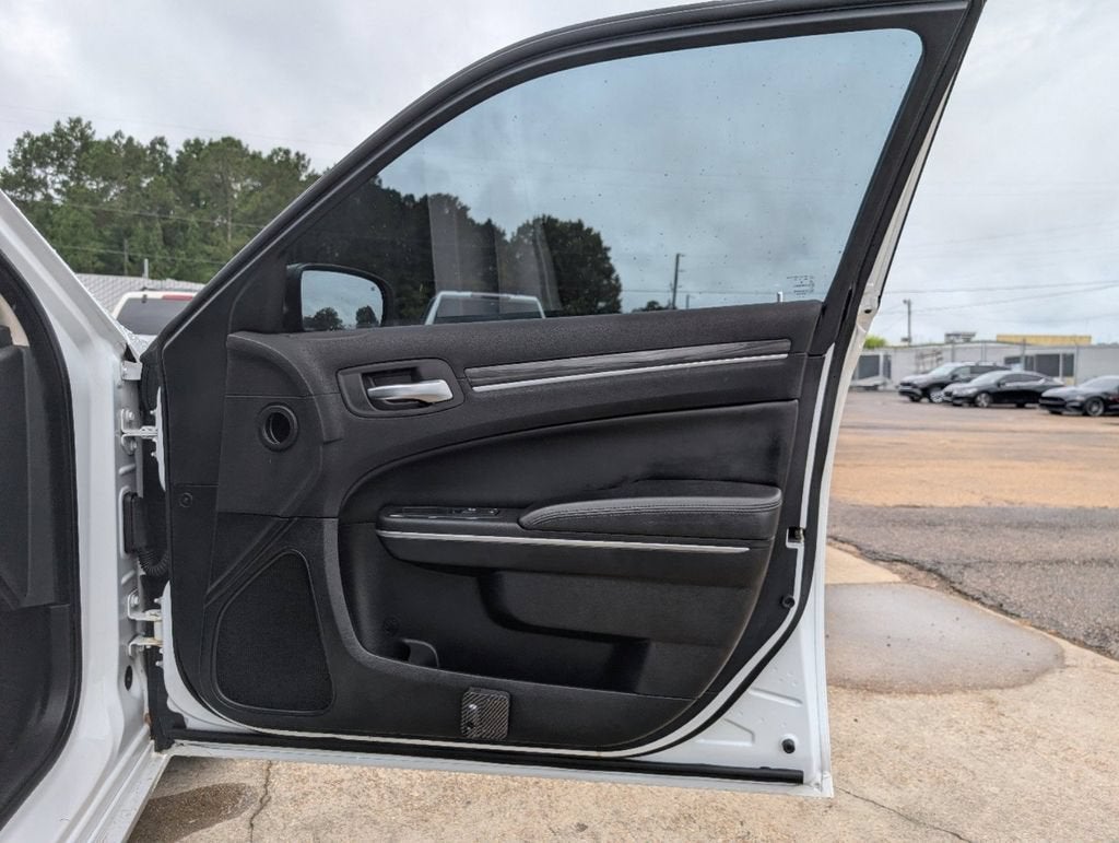 2018 Chrysler 300 Touring